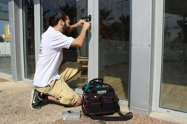 Essential Tips To Consider Before Hiring A Locksmith Professional 14 Essential Tips To Consider Before Hiring A Locksmith Professional 11